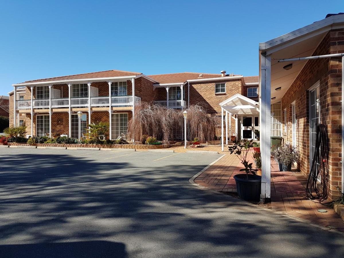 Golden Age Motor Inn Queanbeyan Exterior foto